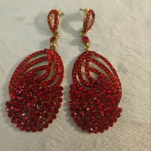 Red chrystal rhinestone pierced earrings